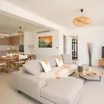 Apartamento Kalyva By The Sea
