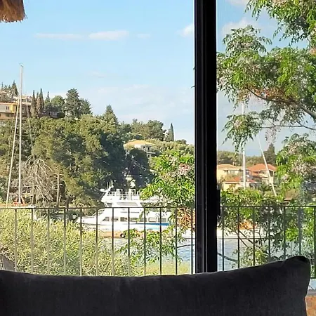 Apartment Kalyva By The Sea