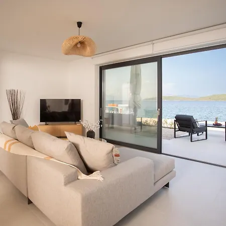 Kalyva By The Sea Nidhrion