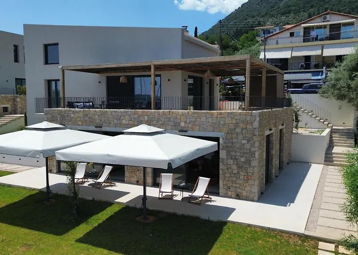 Kalyva By The Sea *