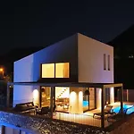 Kalyva By The Sea *