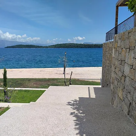 Kalyva By The Sea Lejlighed *