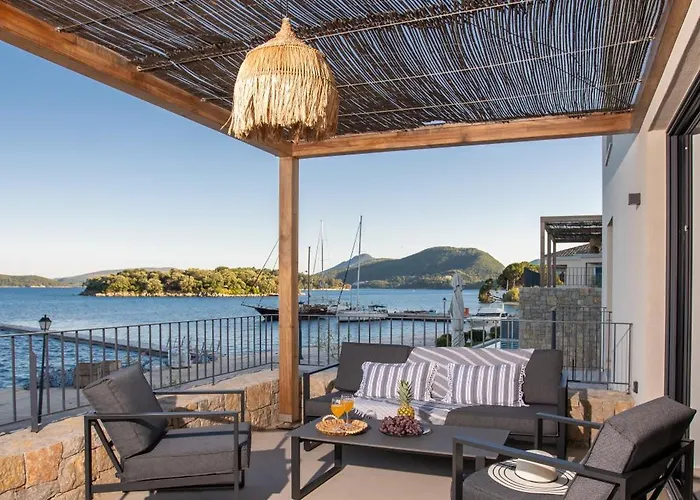 Kalyva By The Sea شقة