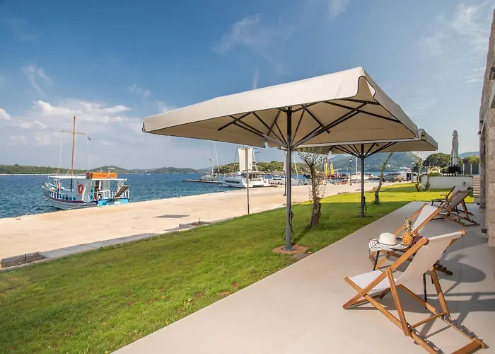 شقة Kalyva By The Sea *