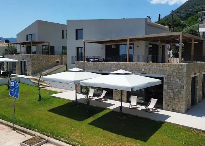 Kalyva By The Sea * Nydri (Lefkada)